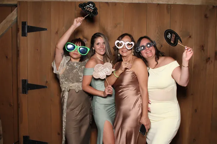 Four friends in sunglasses at the Maple Meadows wedding photo booth, Port Colborne